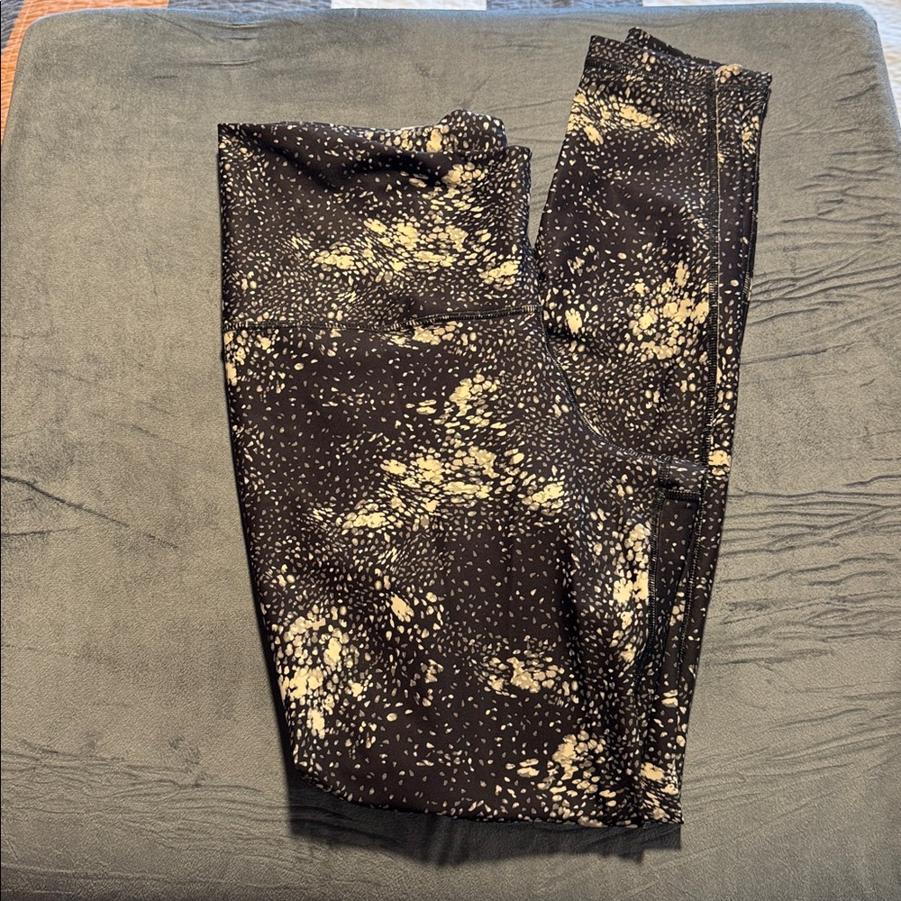 Old Navy Black and Cream Active Leggings
